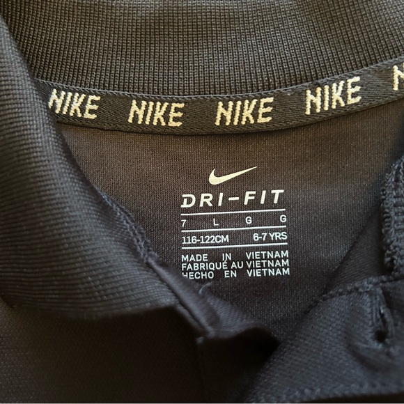 Nike Polo for Boys - Picture 2 of 3